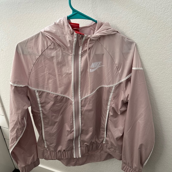Nike women’s windbreaker - Picture 1 of 2